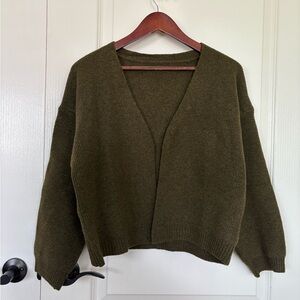 Olive Green Knit Cardigen